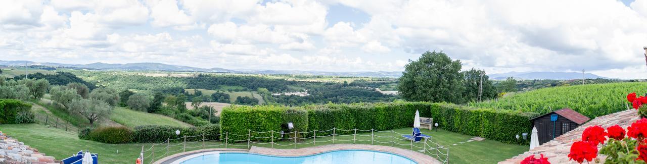 Agriturismo Poggio Delle Conche Pitigliano Luaran gambar