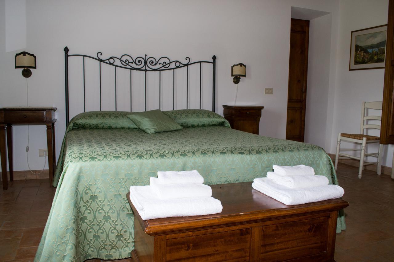 Agriturismo Poggio Delle Conche Pitigliano Luaran gambar