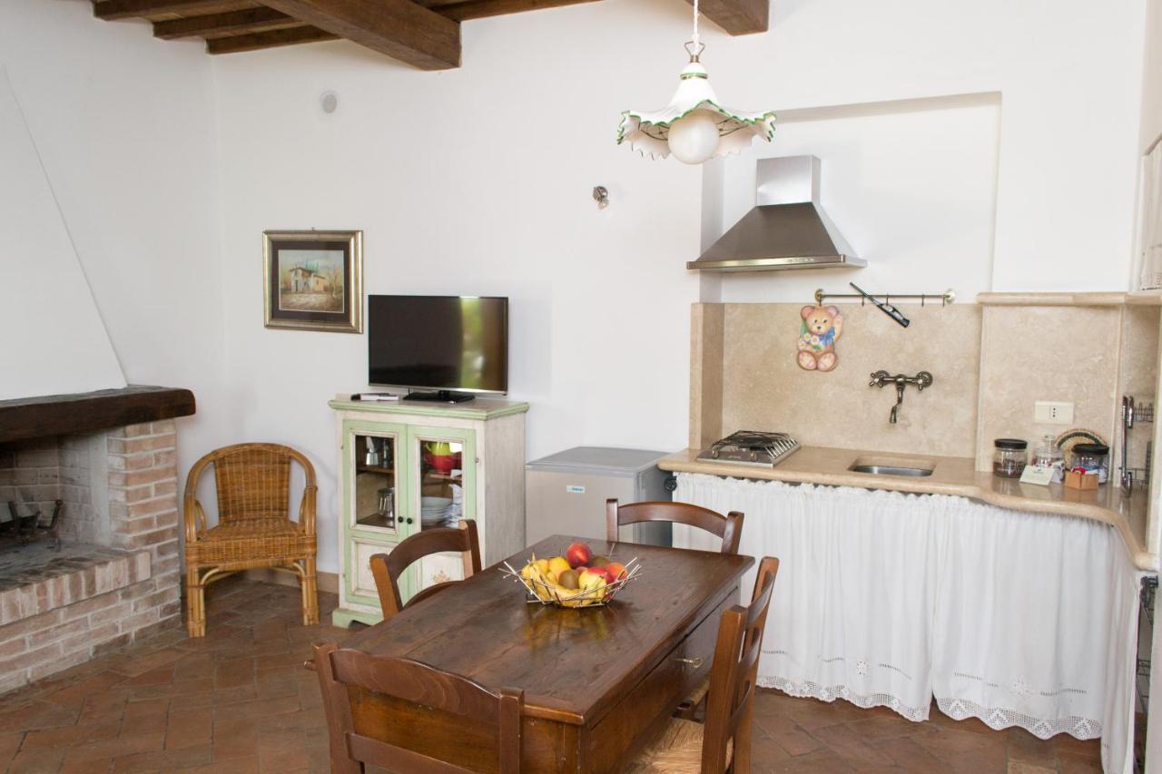 Agriturismo Poggio Delle Conche Pitigliano Luaran gambar