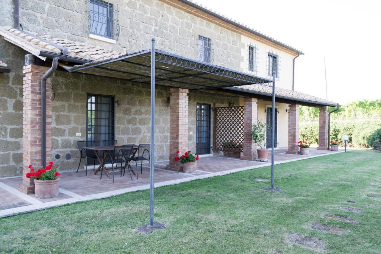Agriturismo Poggio Delle Conche Pitigliano Luaran gambar